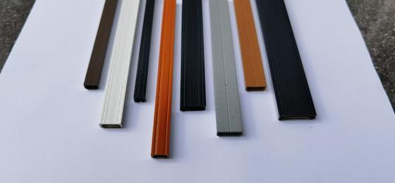 Hoogwaardige afstandsbalk met warme rand: 0,24 W/mK thermische geleidbaarheid, hybride PP en roestvrij staal, energiebesparende en anticondensatieoplossing voor isolatieglas