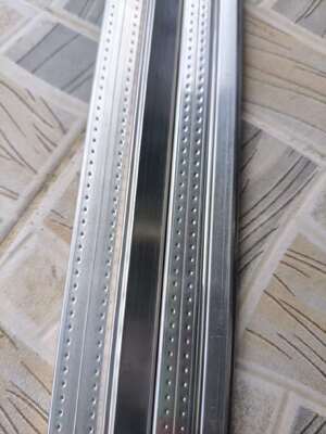 Hoogfrequente aluminium afstandhouders Metalen raam afstandhouder Dubbel afgedichte beglazing Aluminium afstandhouder voor isolatieglas