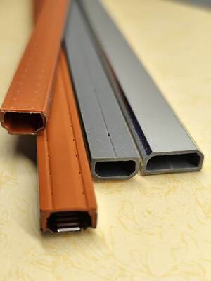 Hoogwaardige Warm Edge Spacer Bar Hybride PP en roestvrij staal Energiebesparende en anti-condensatieoplossing voor isolatieglas